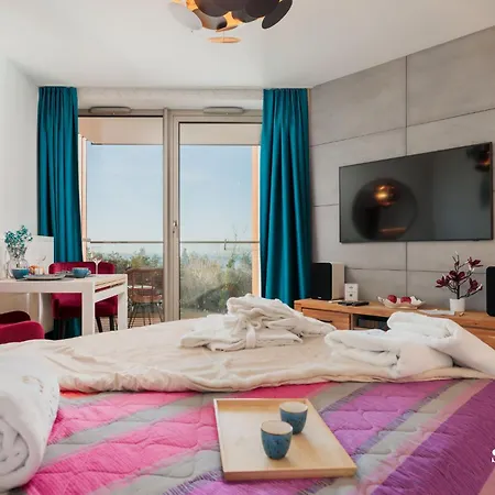 Sunset View-z Widokiem Na Morze!-pinea Pobierowo-z Dostępem Do Strefy Basenów,saun I Jacuzzi